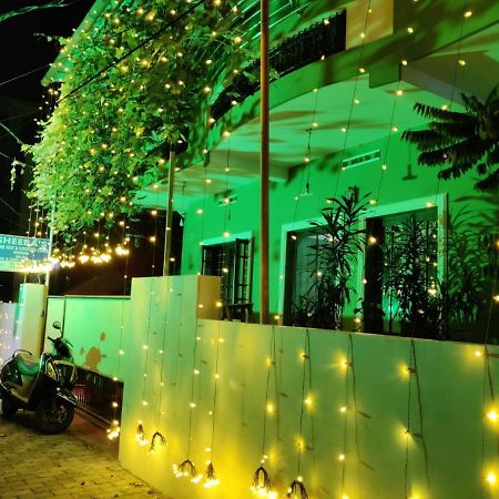 Sheeba'S Homestay Kochi Exterior photo